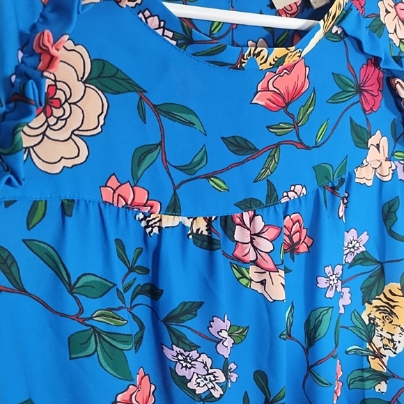 Loft Women's M Sleeveless Top Blue Floral Tiger Chiffon Flutter Blouse Ruffle - Picture 5 of 11